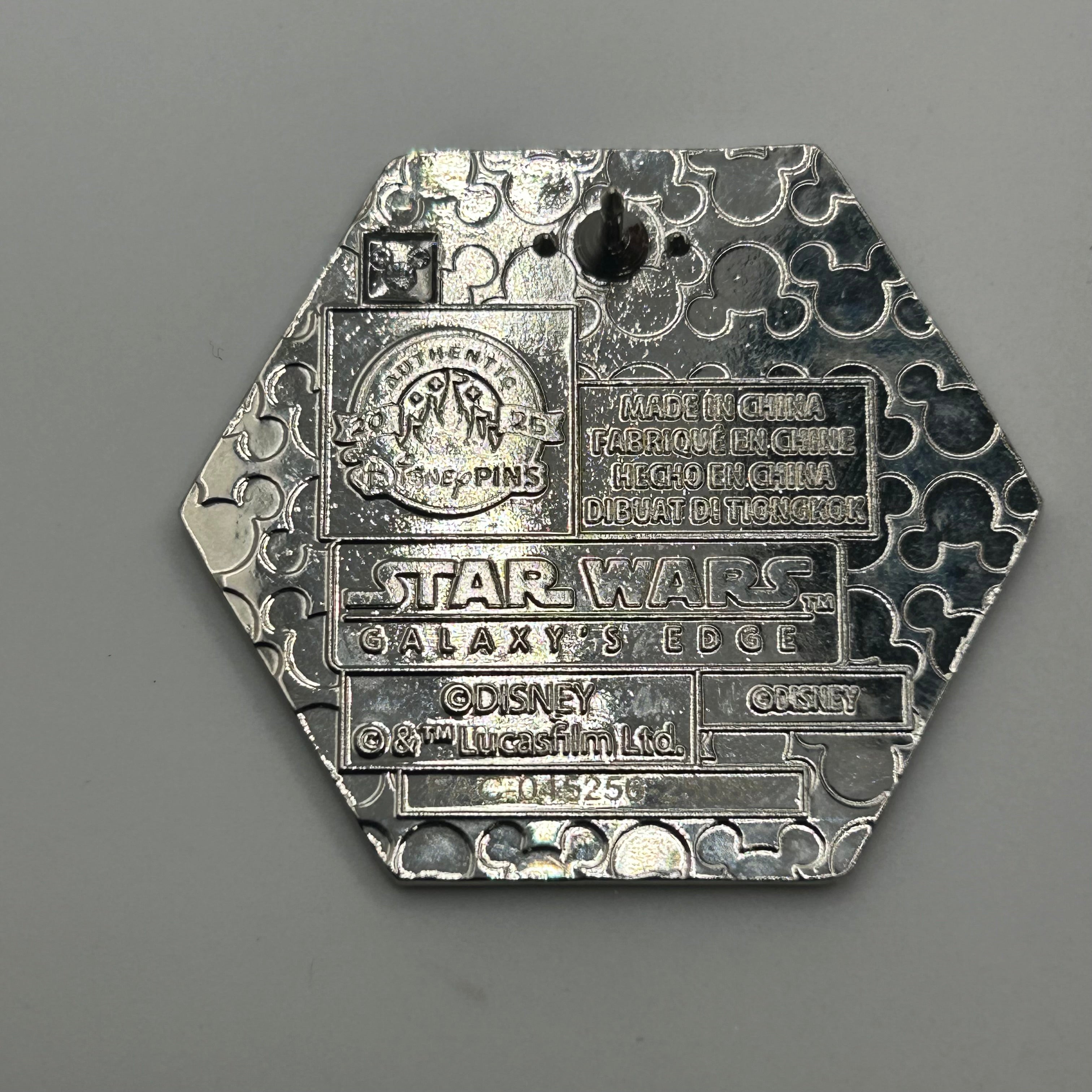 2025 - Star Wars - Resist - Disney Pin