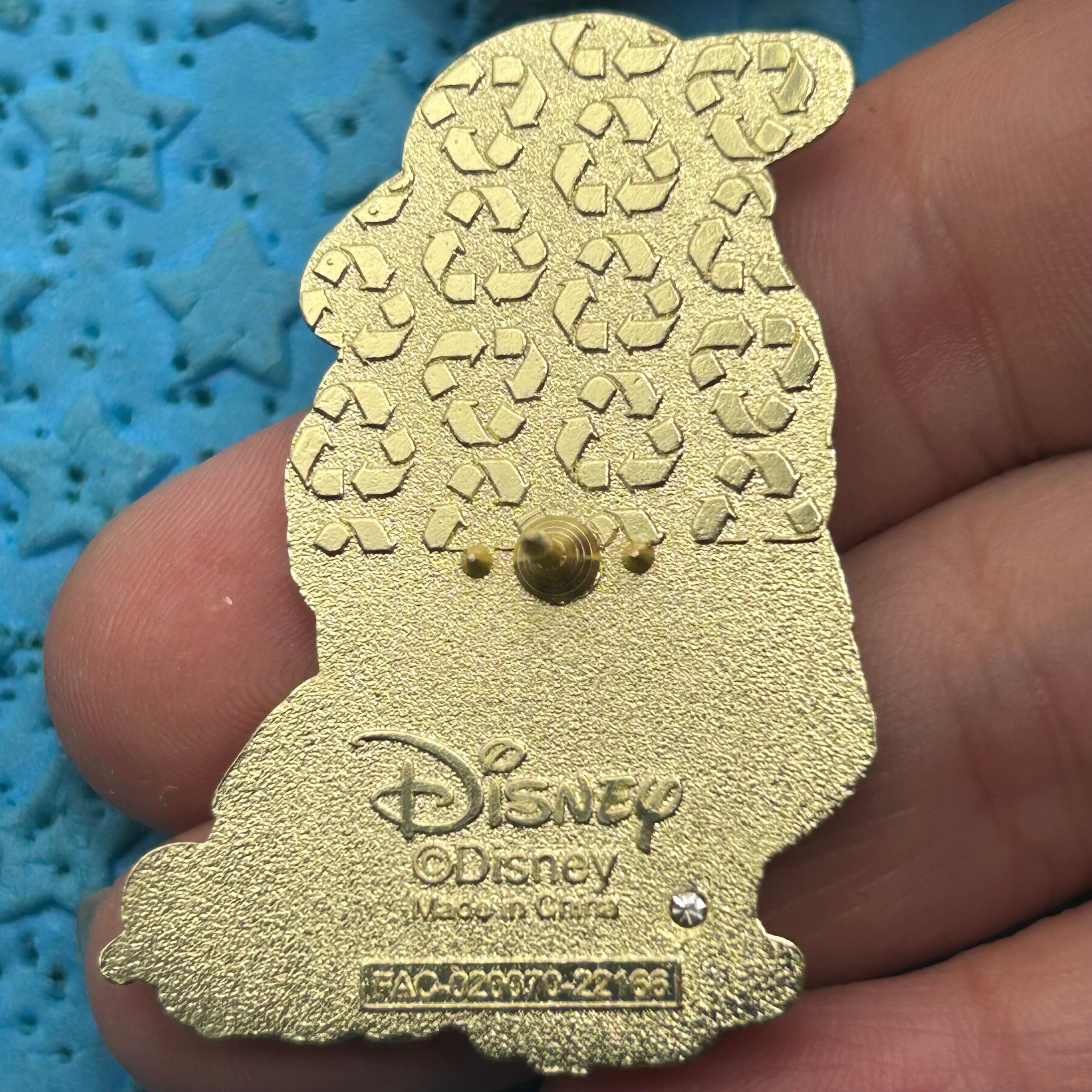 2022 - Lady - Critter Raincoats - Lady and the Tramp - Loungefly - Disney Pin