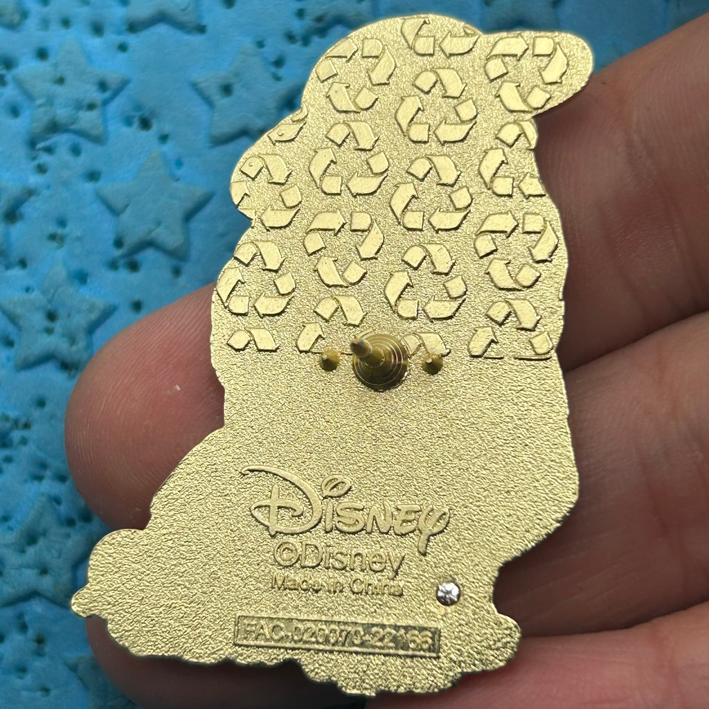 2022 - Lady - Critter Raincoats - Lady and the Tramp - Loungefly - Disney Pin