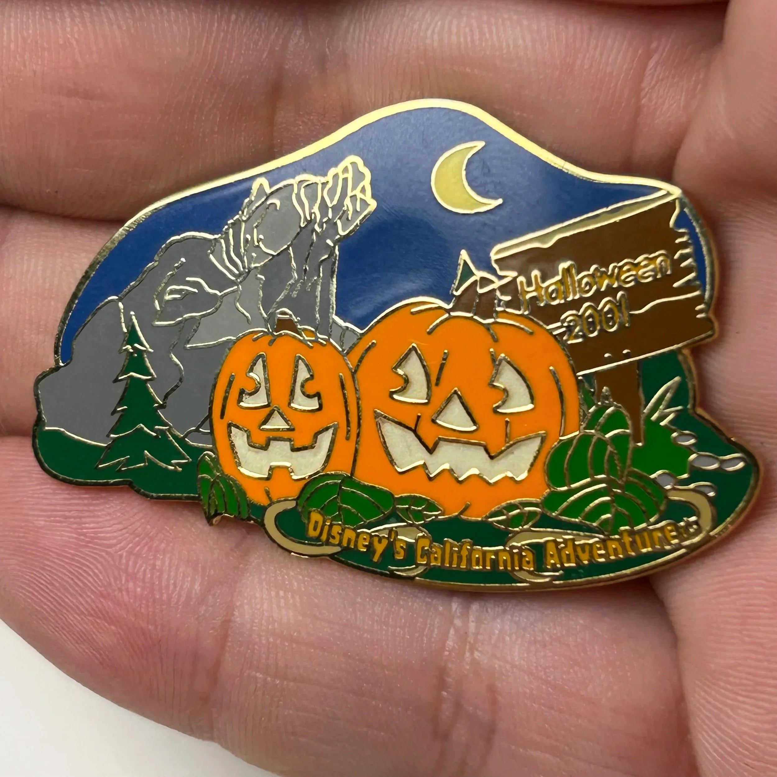 2001 - Pumpkins at Disney California Adventure Park -  LE 1,800