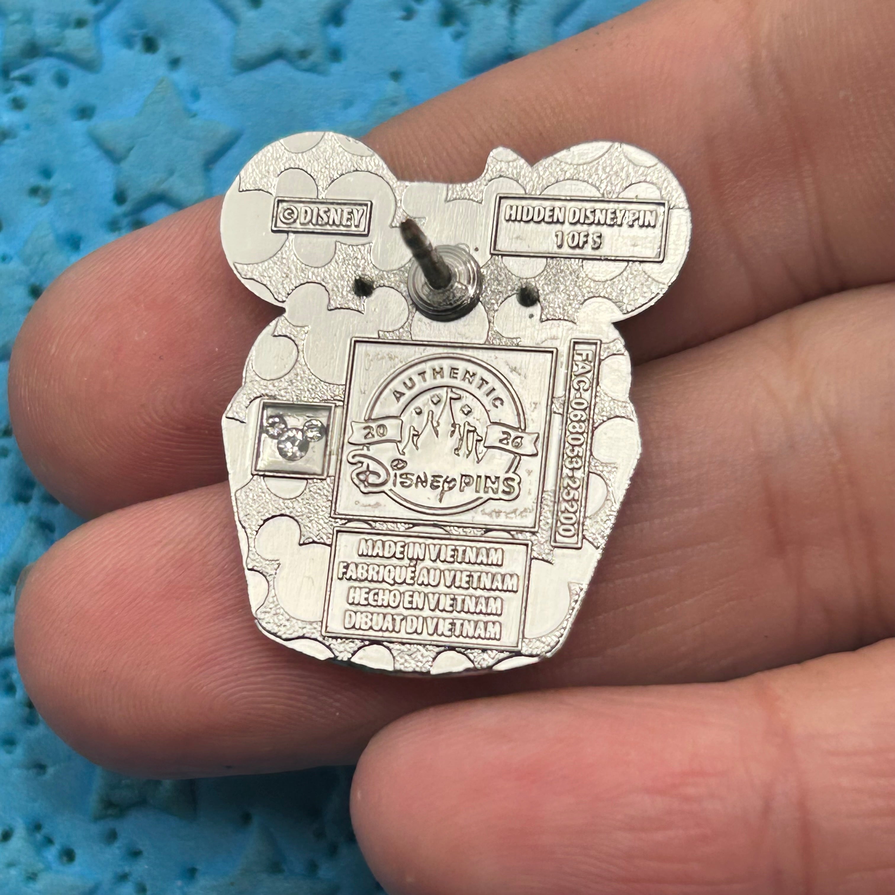 2026 - Mickey Mouse - Cupcake - Hidden Disney - Disney Pin (Copy)