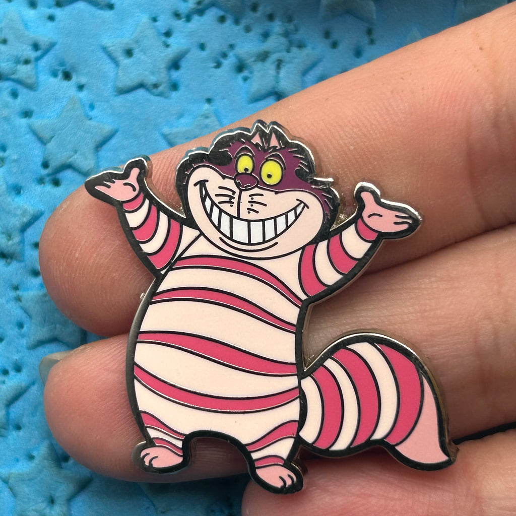 M.I.I. - Cheshire Cat - Full Body - Disney Pin
