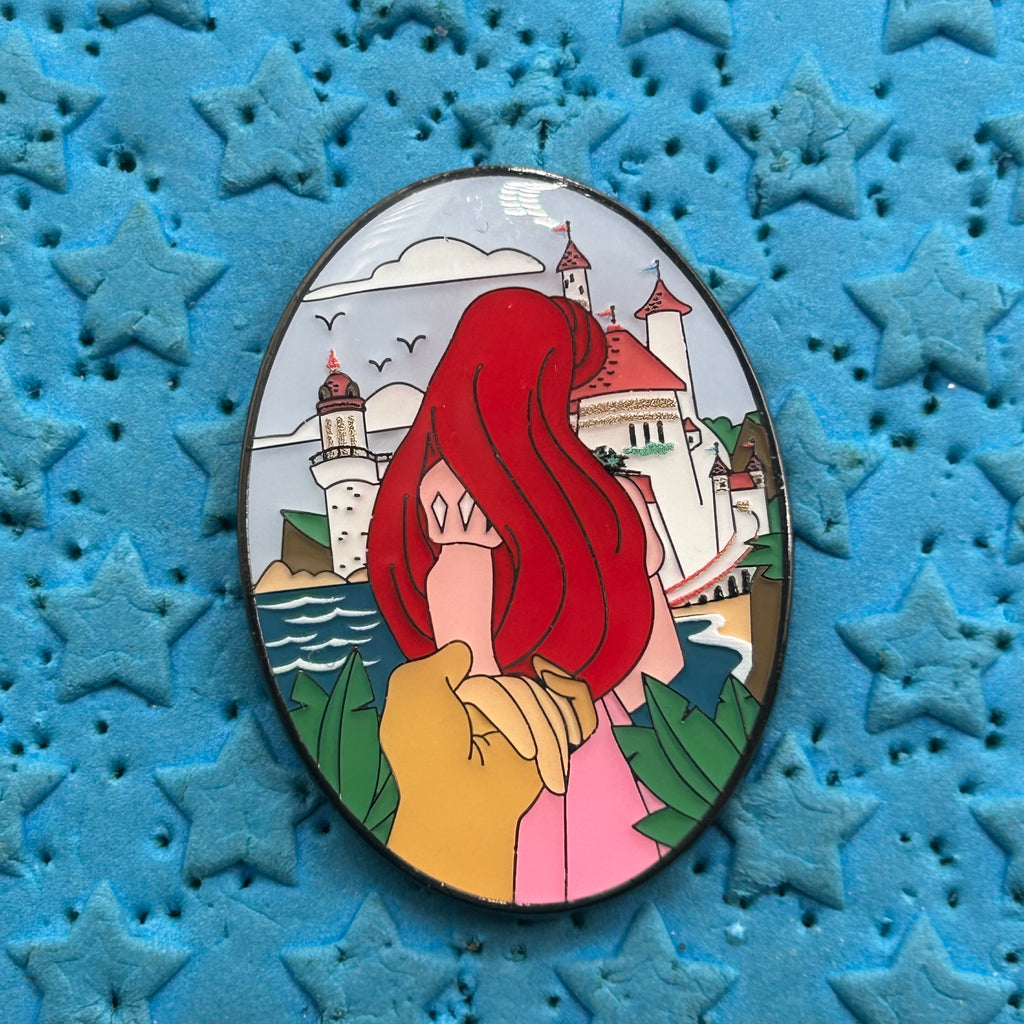 Loungefly - Disney Princess Holding Hands - Ariel - The Little Mermaid - Disney Pin