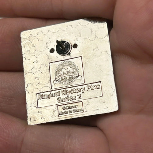 2011 - Mickey Mouse - Red Square - Mystery Series - Disney Pin