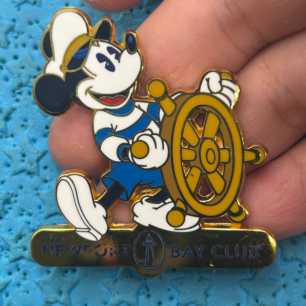 2023 - Mickey - Newport Bay Club - Disney Pin