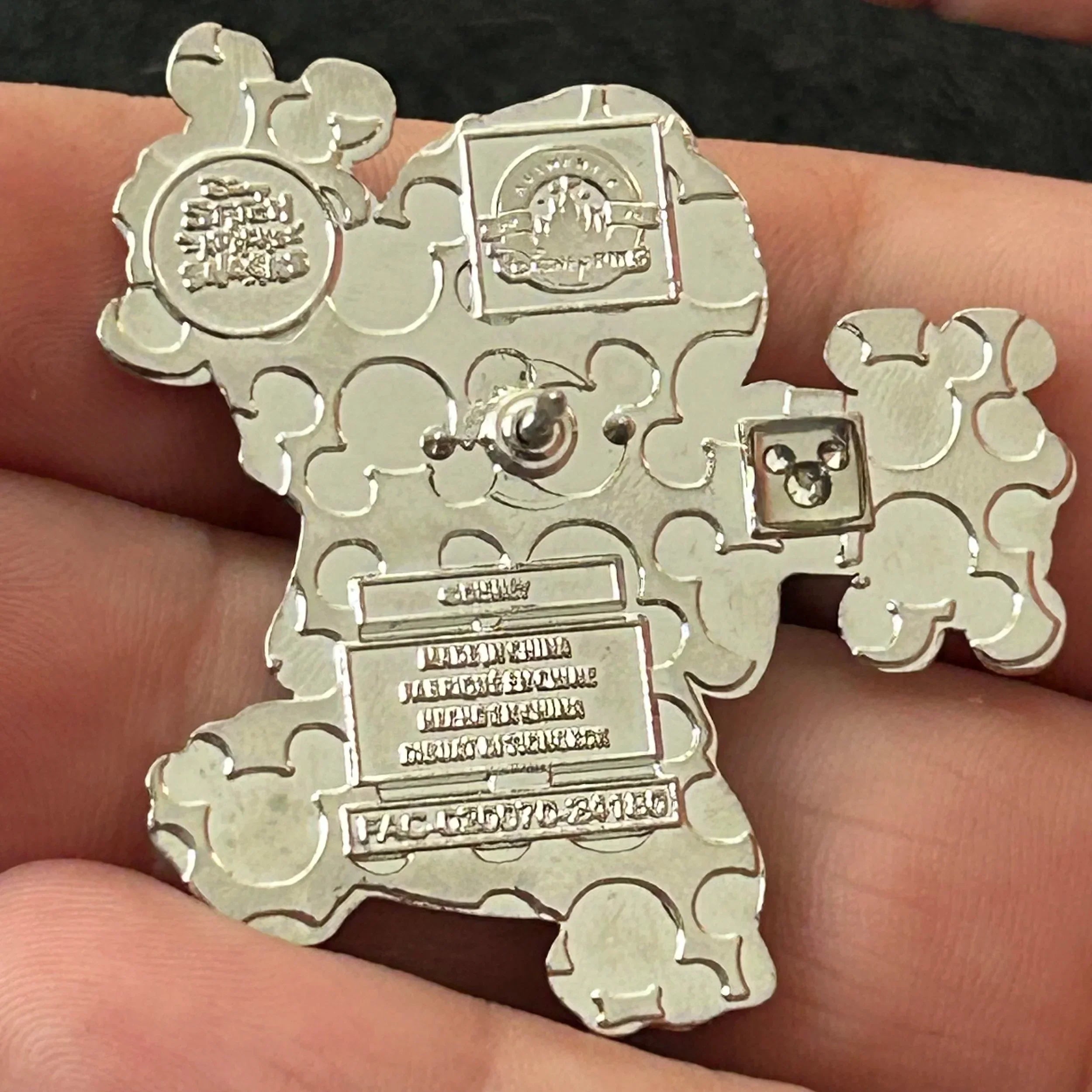 2024 - Stitch - Gingerbread - Snack Attack - Mystery Pin