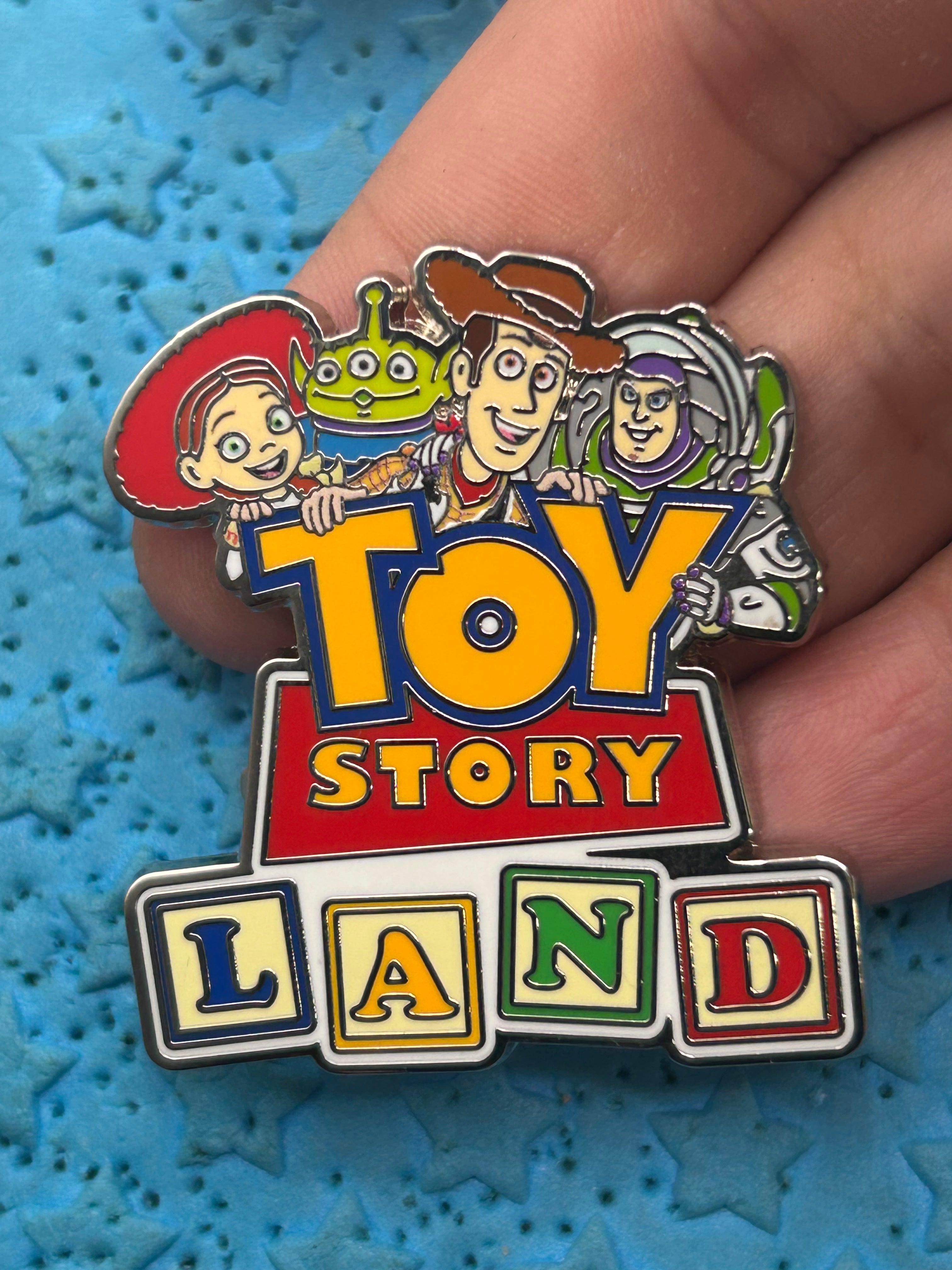 2025 - Toy Story Land - Disney Pin