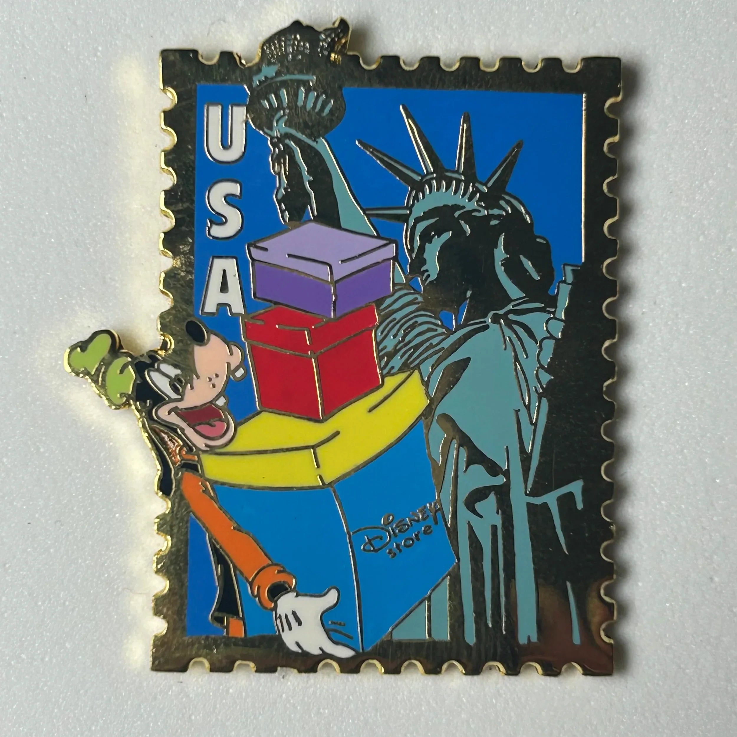 Disney Store - Goofy Shopping - Postage Stamp Series - USA - Disney Pin