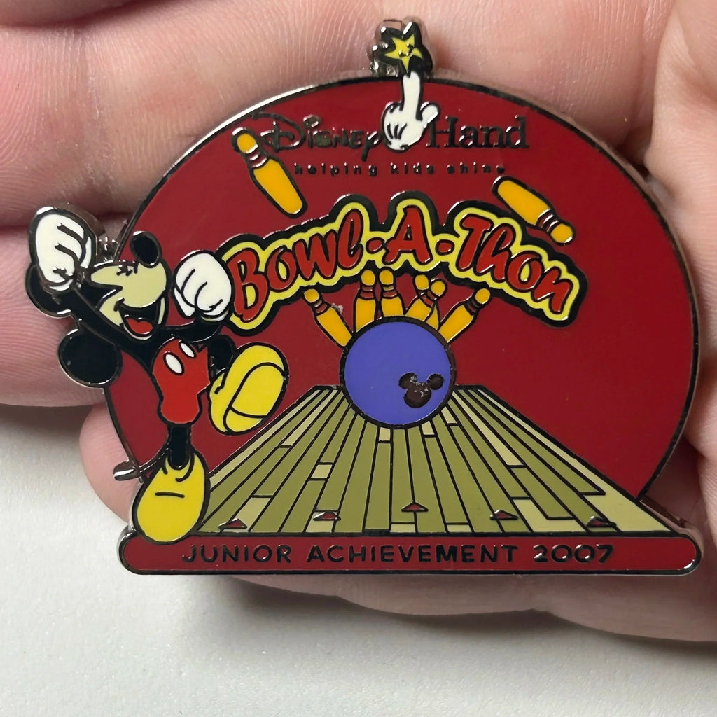 2007 - Mickey Mouse - Bowl A Thon - Cast Exclusive - LE 5,000 - Disney Pin