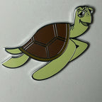 Loungefly - Crush - Finding Nemo - Disney Pin