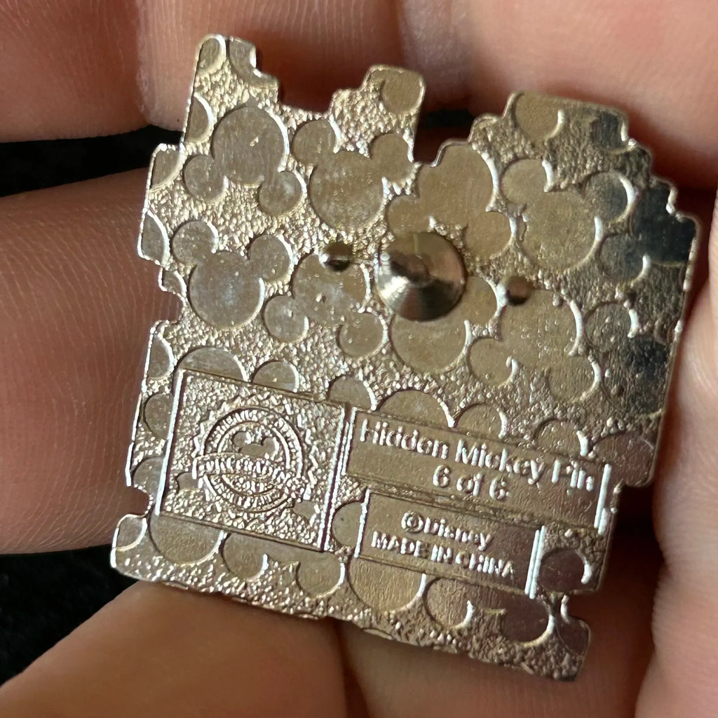 2019 - Todd and Copper - Pixel Series - Hidden Mickey Pin
