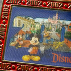 2002 - Mickey, Minnie, Donald, Daisy, Goofy, and Pluto - DLR - LE 2002 - Lenticular - Disney Pin