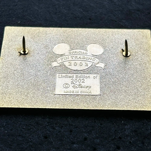 2002 - Mickey, Minnie, Donald, Daisy, Goofy, and Pluto - DLR - LE 2002 - Lenticular - Disney Pin
