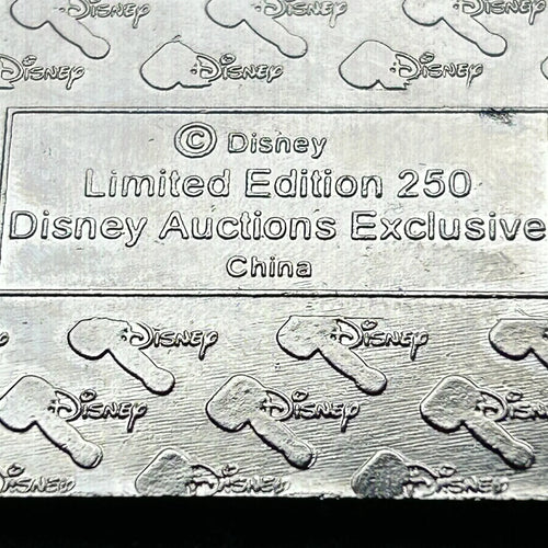 2003 - Disney Auctions - Shy Mickey Mouse - LE 250 - Disney Pin