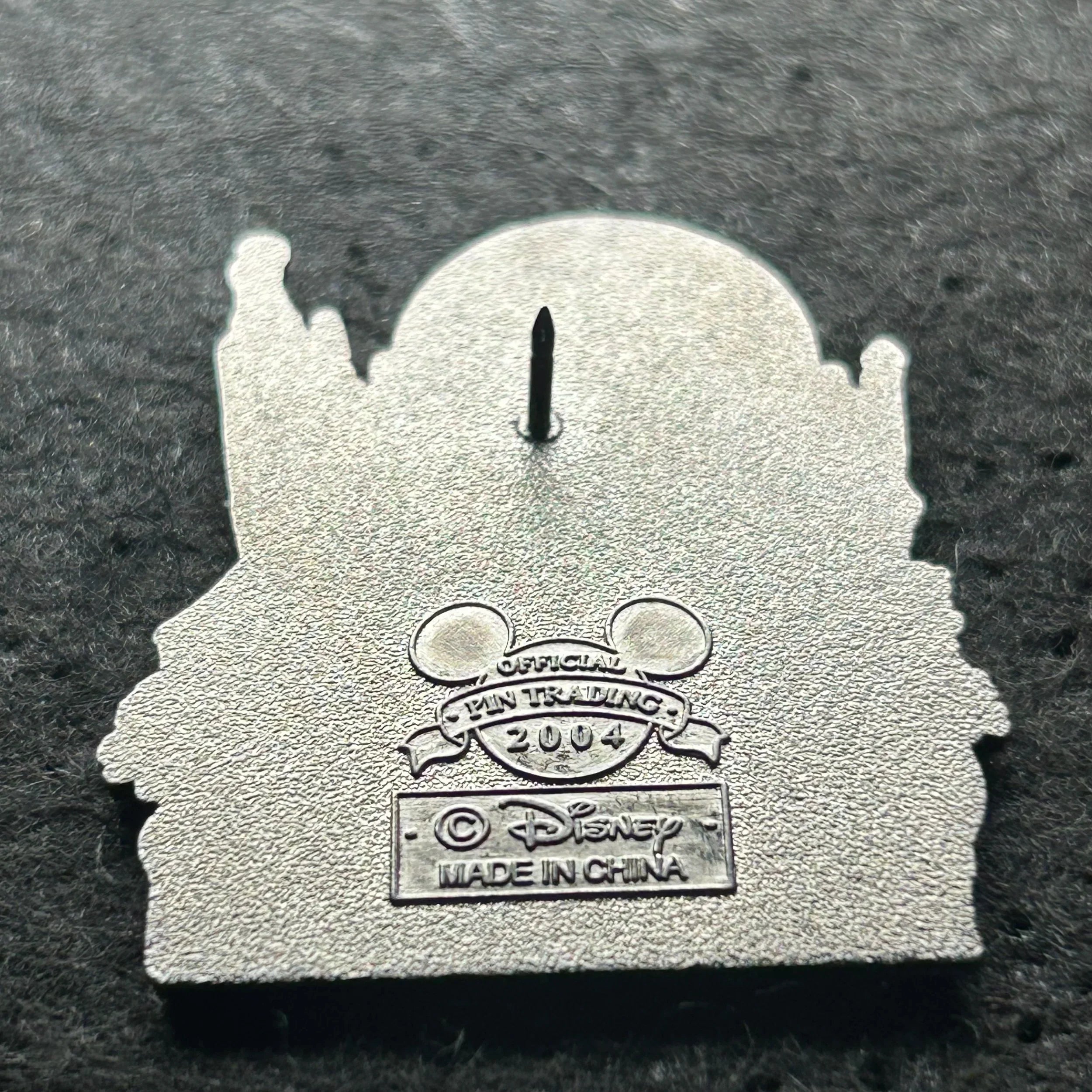 2004 - Haunted Mansion - 999 - GITD - Disney Pin