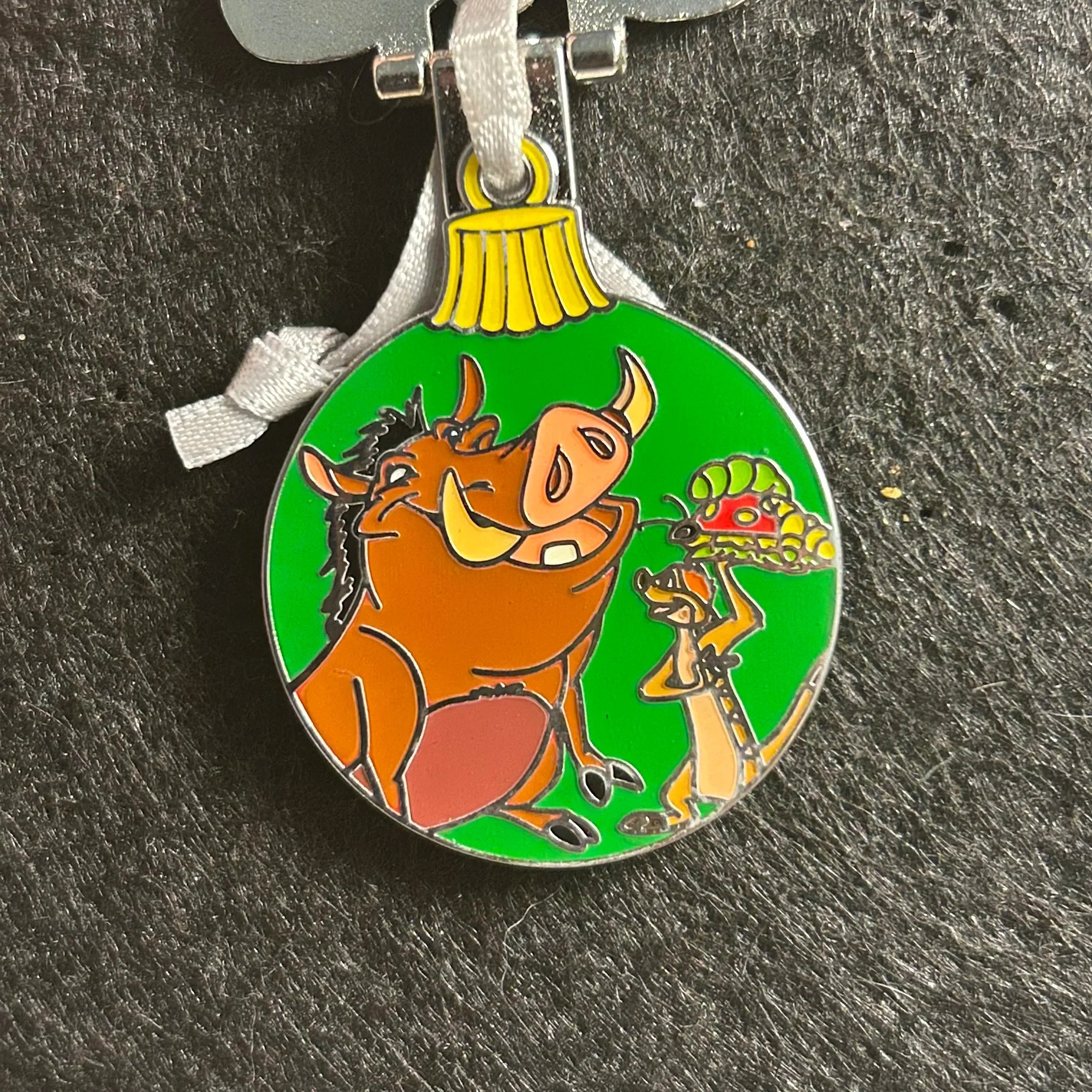 2018 - Timon and Pumbaa - With Grub - Animal Kingdom Lodge - Holiday - Ornament - LE - Disney Pin