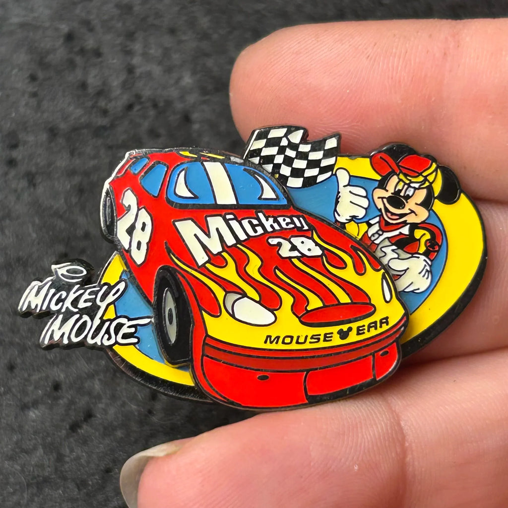 2005 - Mickey Mouse - Race Car #28 - Disney Pin on Pin