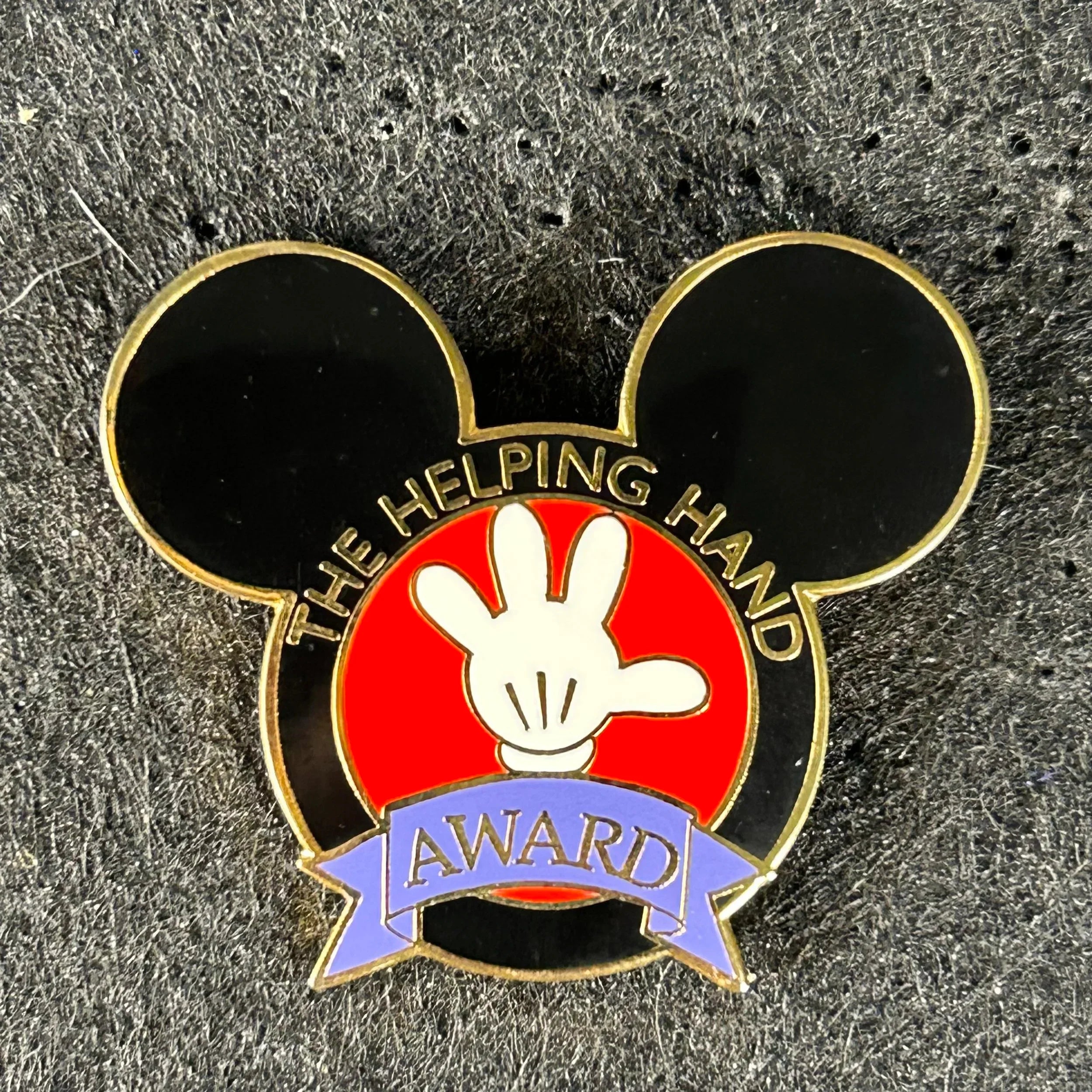 2001 - Vintage - Helping Hand Award - Disney Pin