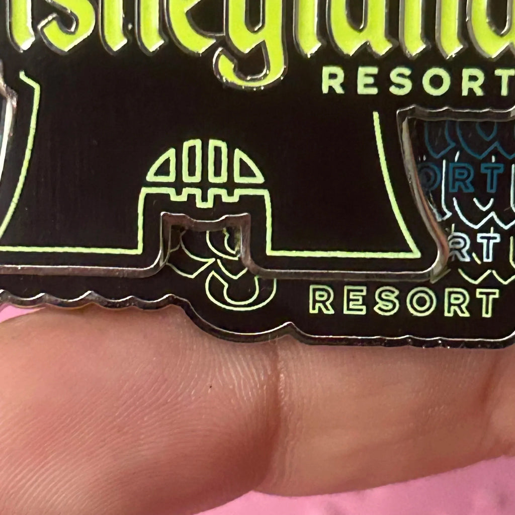 2022 - DLR - Castle - Disney Pin