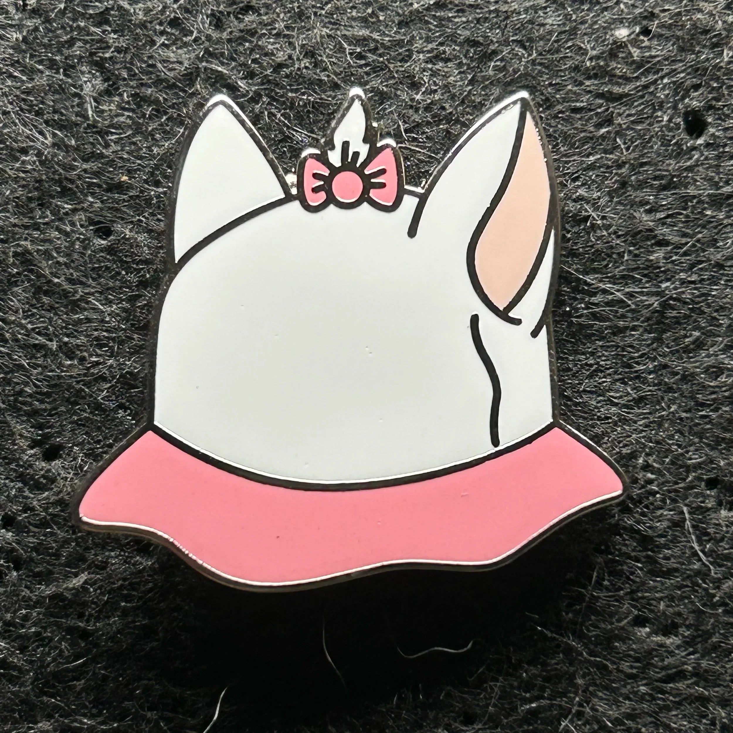 2024 - Marie - Aristocats - Hat - Mystery Pin