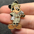 2002 - Mickey Mouse with Binoculars - Disney Pin