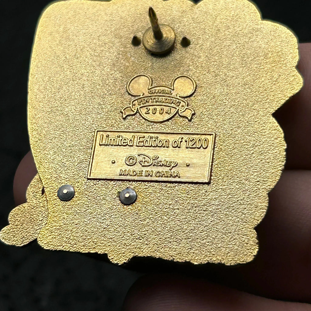 2004 - Mickey Mouse and Pluto - Back to School - LE 1,200 - Disney Pin